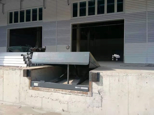2000*3000MM Electric Dock Leveler, Forklift Working Platform, Container Dock Leveller For Warehouse
