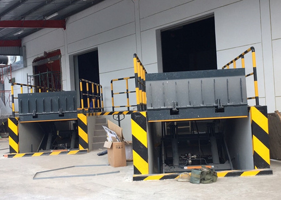 Hydraulic Loading Dock Lift  400mm Lip Container Dock Lifts For Manual Handling Equipment Loading/Unloading