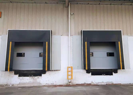 Industrial Warehouse Container Loading Dock Seals And Shelters With Yellow Stripes